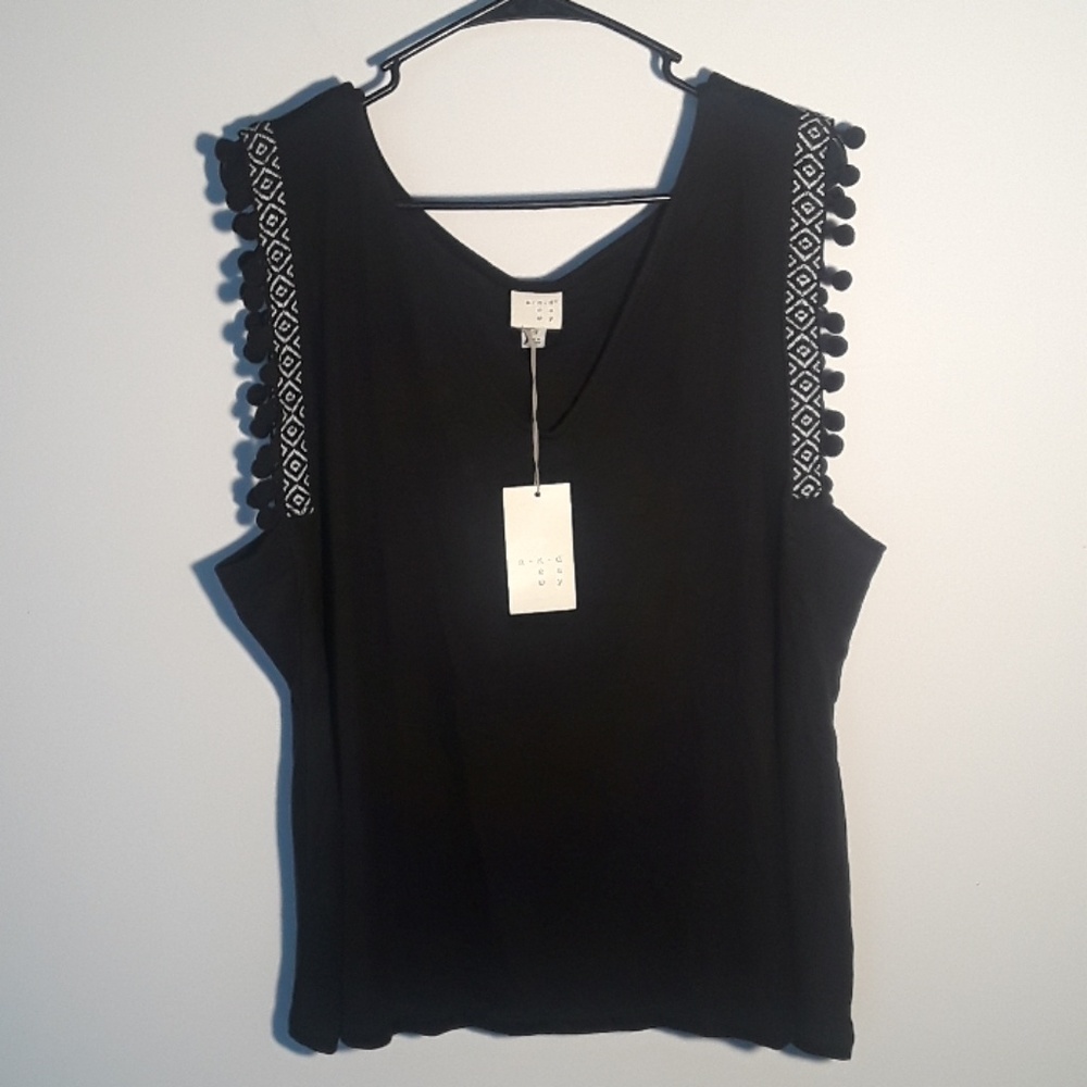 A.N.D. Away New Sleeveless Top - Picture 1 of 8
